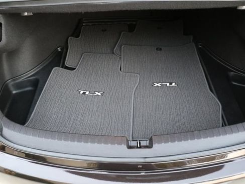 Used 2015 Acura TLX w/ Technology Package FWD image 14
