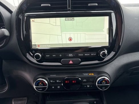 Certified 2022 Kia Soul GT-Line image 23