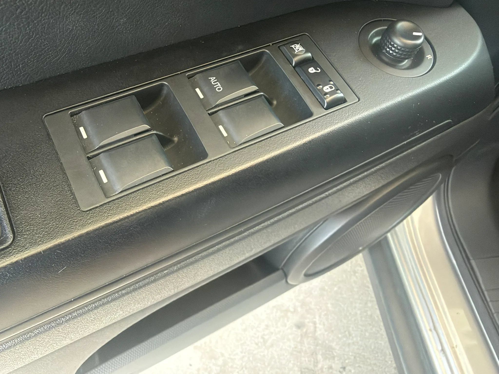 Used 2017 Jeep Compass Sport w/ Power Value Group AWD/4WD image 10
