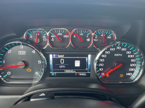 Used 2018 GMC Yukon SLT w/ Open Road Package image 12