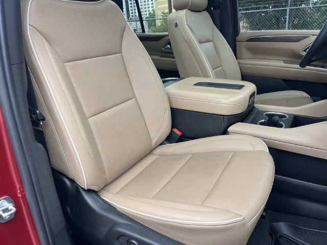 Used 2023 Chevrolet Tahoe Premier w/ Premium Package RWD image 31