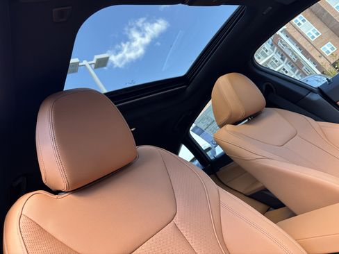 Used 2026 BMW i4 eDrive40 w/ Premium Package image 31