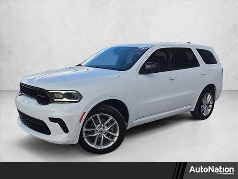 Used 2023 Dodge Durango GT image 1