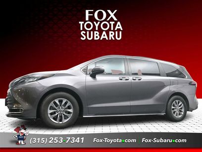 Used 2022 Toyota Sienna XLE w/ XLE Plus Package