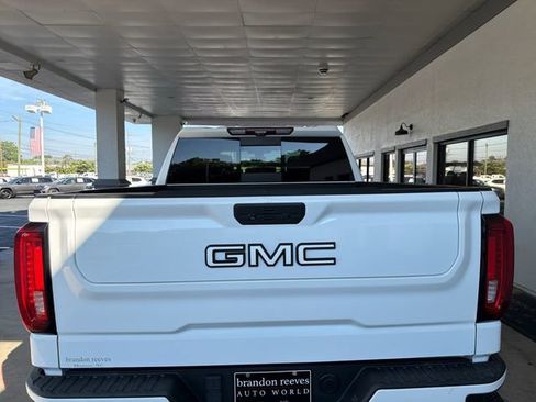 Used 2021 GMC Sierra 1500 AT4 w/ AT4 Premium Package AWD/4WD image 29