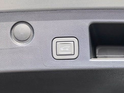 New 2026 GMC Terrain AT4 w/ Technology Package II image 10