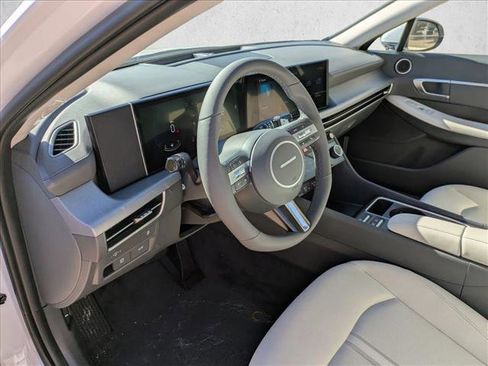 New 2026 Hyundai Sonata SEL image 3