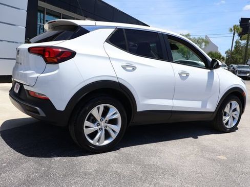 Used 2024 Buick Encore GX Preferred w/ Comfort Package FWD image 9