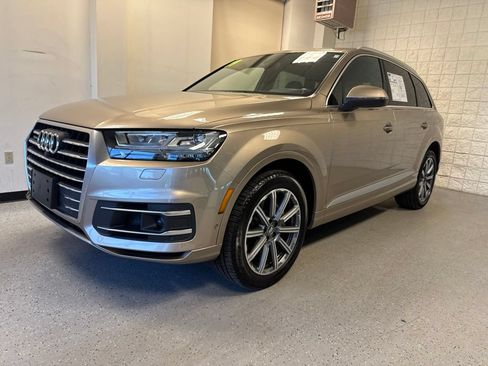 Used 2019 Audi Q7 3.0T Prestige w/ Prestige Package AWD/4WD image 15