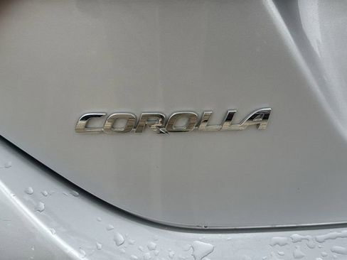 Used 2017 Toyota Corolla L FWD image 5