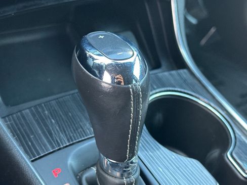 Used 2018 Chevrolet Impala LT image 15