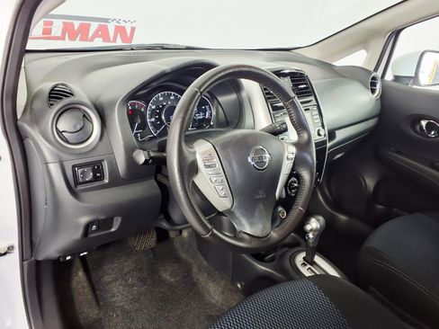 Used 2018 Nissan Versa Note SV image 16