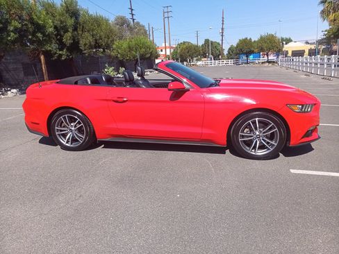Used 2016 Ford Mustang Premium RWD image 14
