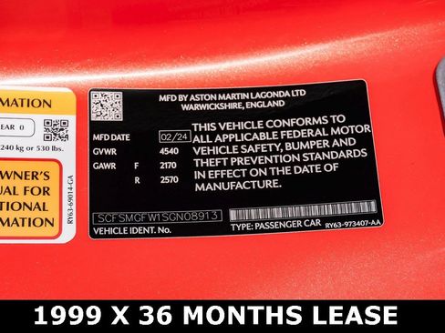 Used 2025 Aston Martin V8 Vantage Coupe image 33