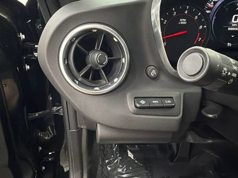 Used 2019 Chevrolet Camaro SS RWD image 24