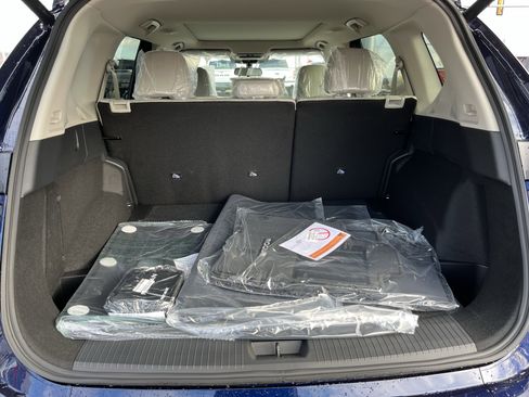 New 2026 Nissan Rogue SV image 5