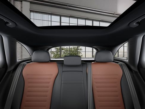 New 2026 Mercedes-Benz GLC 43 AMG 4MATIC image 44