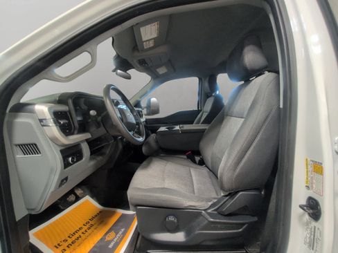 Used 2023 Ford F250 XL w/ STX Appearance Package image 9
