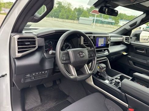 New 2026 Toyota Tundra SR5 AWD/4WD image 12