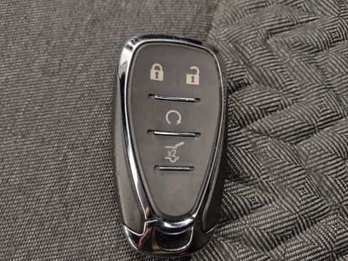Used 2023 Chevrolet Equinox LT FWD image 32