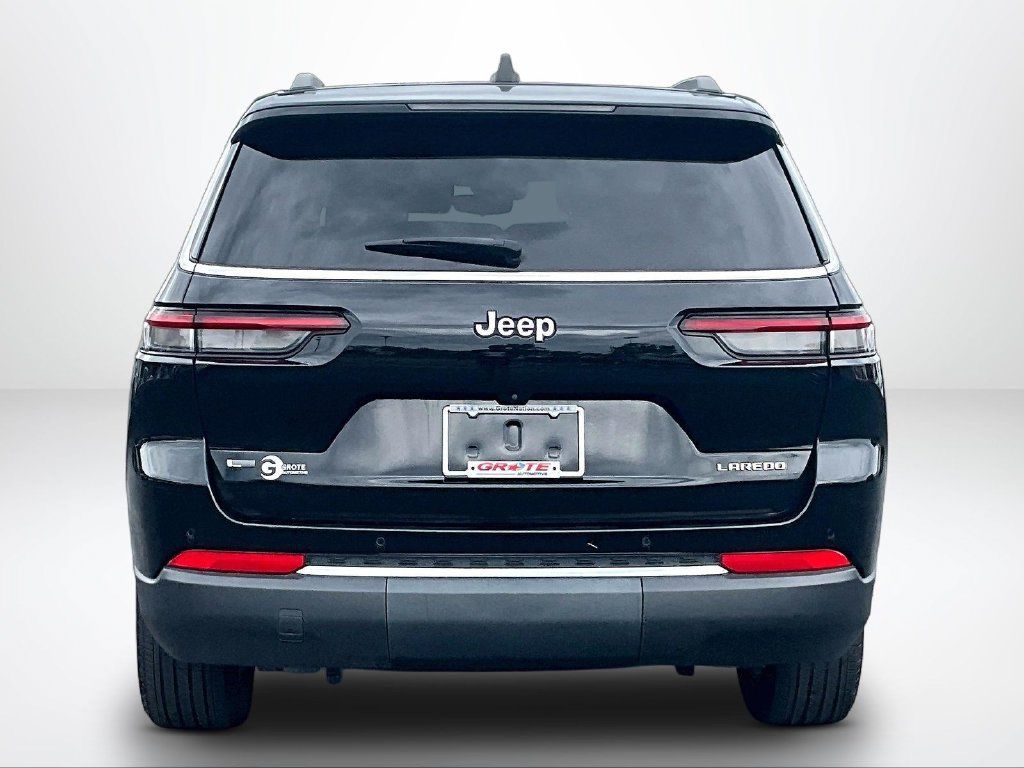 Used 2021 Jeep Grand Cherokee L Laredo w/ Luxury Tech Group I AWD/4WD image 4