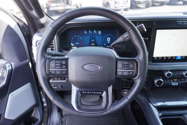 Used 2025 Ford F450 Platinum w/ FX4 Off-Road Package AWD/4WD image 43