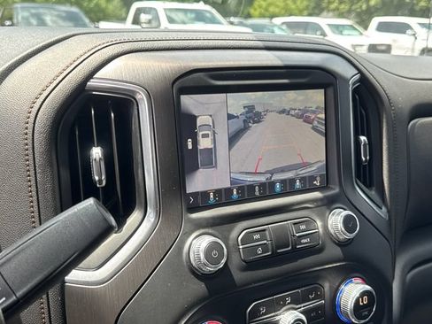 Used 2019 GMC Sierra 1500 AT4 w/ AT4 Premium Package AWD/4WD image 23