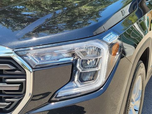 Certified 2022 GMC Terrain SLE w/ Driver Convenience Package AWD/4WD image 12