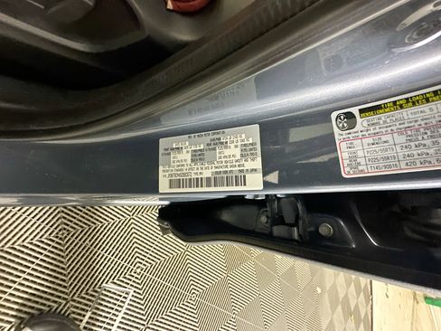 Used 2025 MAZDA CX-5 Carbon Edition image 12