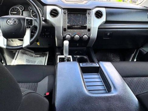 Used 2017 Toyota Tundra SR5 w/ SR5 Upgrade Package image 27