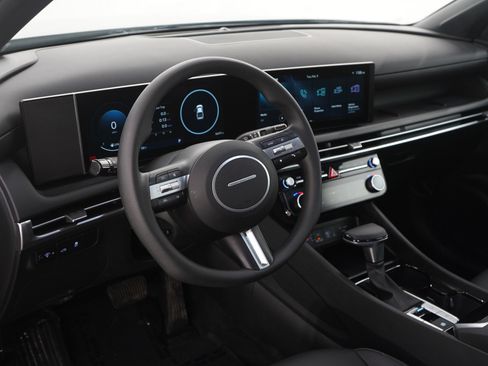 Certified 2025 Hyundai Santa Cruz SEL image 24