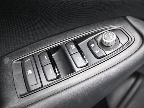 Used 2023 Subaru Outback Premium AWD/4WD image 11