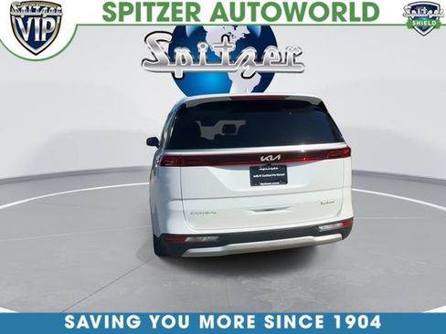 Certified 2023 Kia Carnival LX image 8