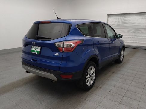 Used 2017 Ford Escape SE w/ SE Cold Weather Package AWD/4WD image 9