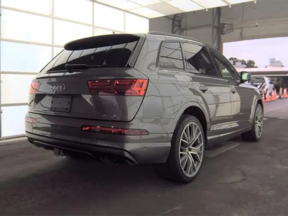 Used 2019 Audi Q7 3.0T Prestige w/ Prestige Package AWD/4WD image 4