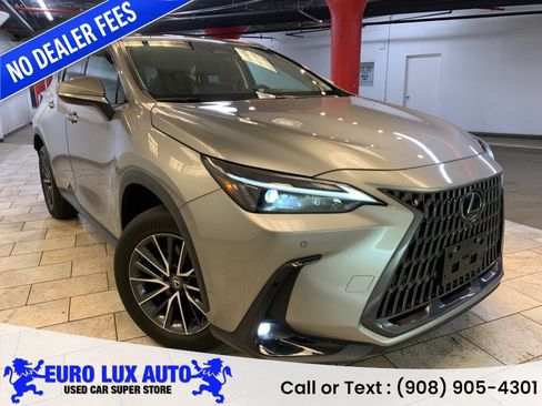 Used 2023 Lexus NX 350 AWD image 2