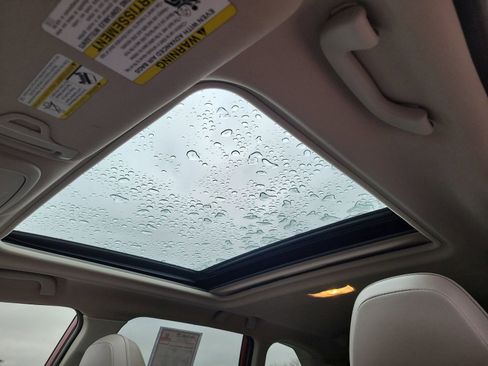 Used 2020 Subaru Forester Limited image 23