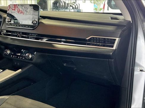 Used 2024 Mitsubishi Outlander SE FWD image 23