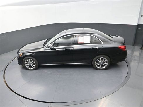Used 2017 Mercedes-Benz C 300 4MATIC Sedan image 22