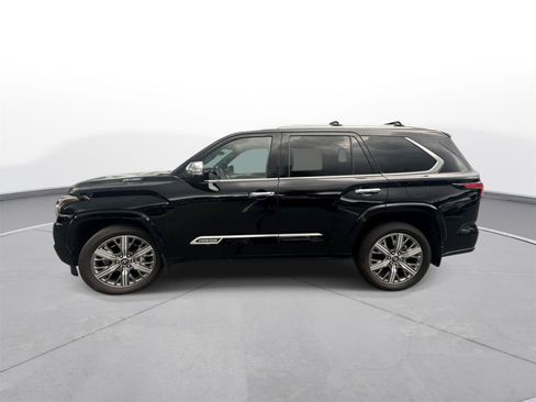 Certified 2026 Toyota Sequoia Capstone AWD/4WD image 9