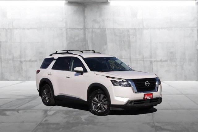 Certified 2025 Nissan Pathfinder SV AWD/4WD image 2
