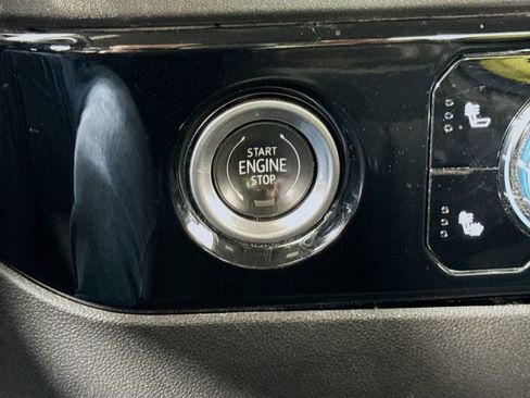 Used 2023 GMC Sierra 1500 SLE AWD/4WD image 26