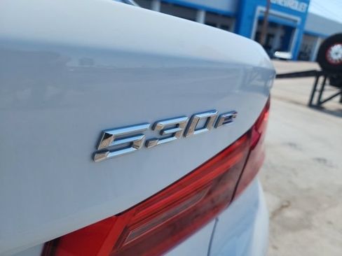 Used 2019 BMW 530e RWD image 12