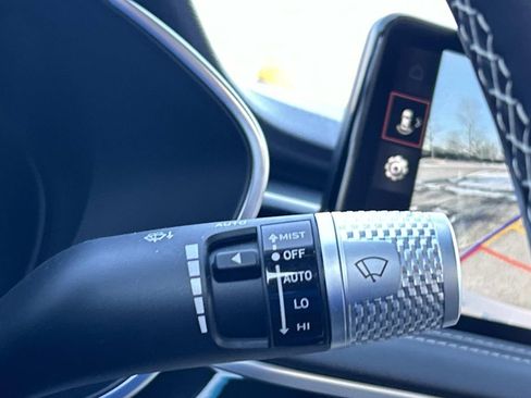 Used 2025 Genesis G70 2.5T w/ Sport Prestige Package image 35