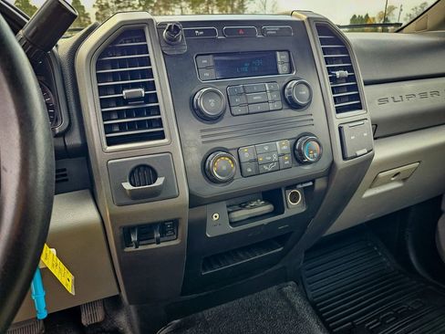 Used 2019 Ford F350 XL w/ Power Equipment Group RWD image 22