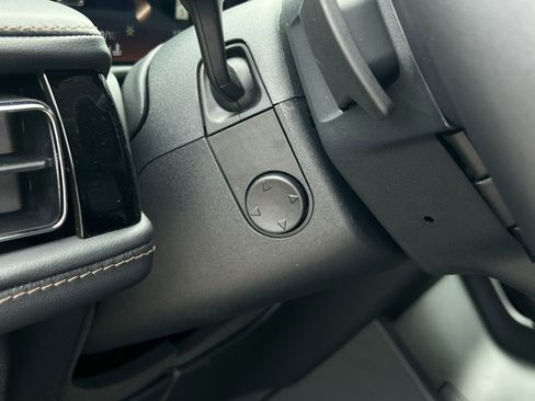 New 2026 Lincoln Aviator Reserve AWD/4WD image 12
