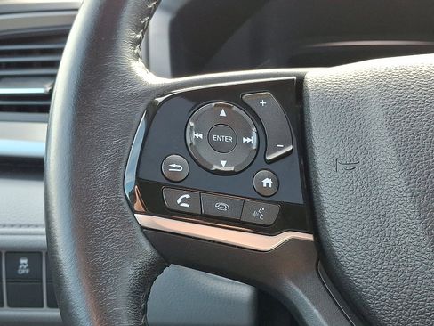 Used 2018 Honda Odyssey EX-L image 24