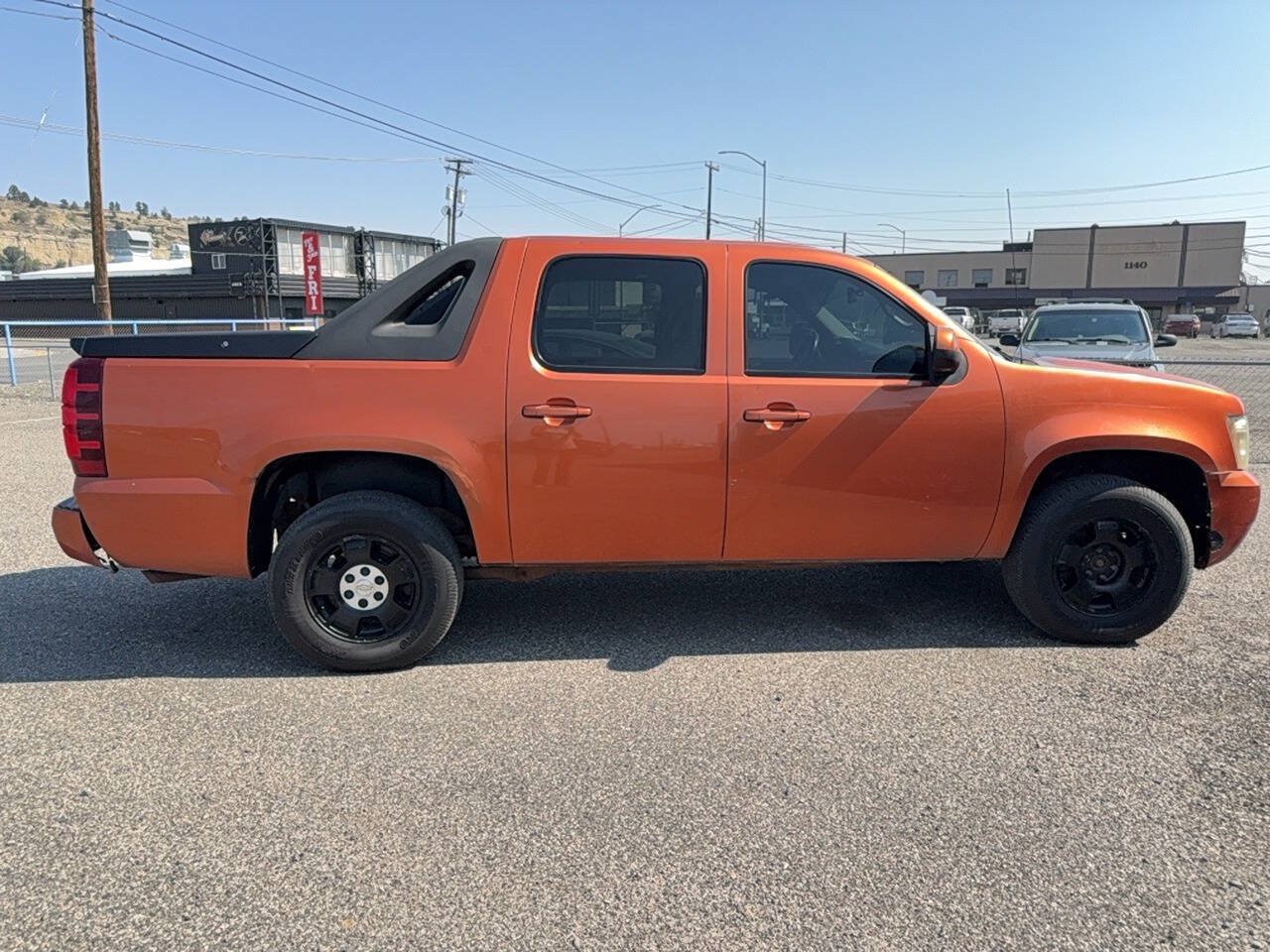 Used 2007 Chevrolet Avalanche LT w/ LT Preferred Equipment Group AWD/4WD image 6