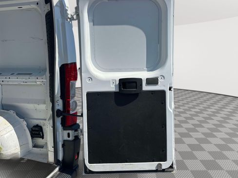 Used 2025 RAM ProMaster 2500 w/ Convenience Group FWD image 31