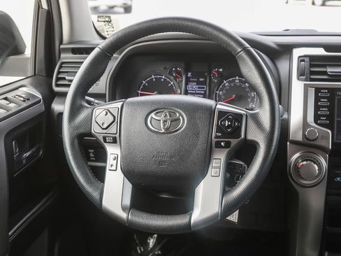 Used 2020 Toyota 4Runner SR5 image 17